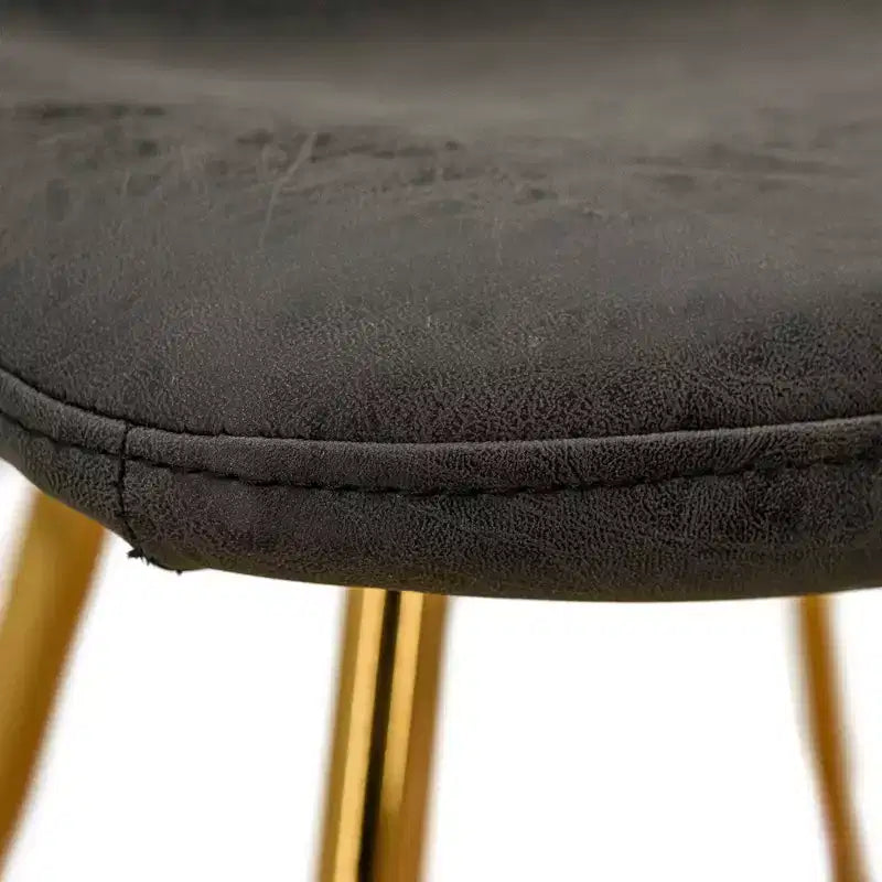 LeisureMod Markley - Set di 4 sedie da pranzo moderne in similpelle con gambe dorate, seduta imbottita, design elegante per cucina, sala da pranzo, ufficio o bar