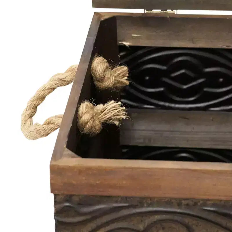 Baule Decorativo Household Essentials, Metallo Goffrato, Grande, Tonalità Noce e Mandorla