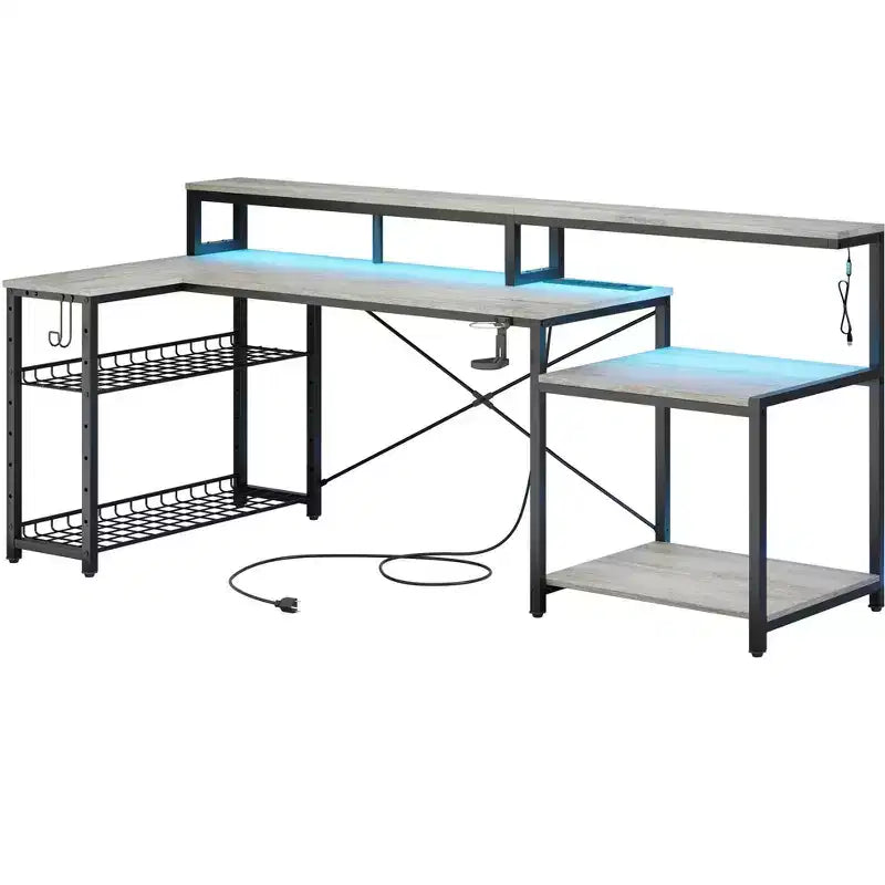 Scrivania da gaming Bestier 71.5 a LED con presa di corrente, scrivania ad L per computer con supporto per monitor
