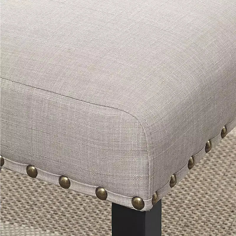 Sgabelli da bar in tessuto Biony di Roundhill Furniture con rifiniture borchiate, color cuoio, set da 2