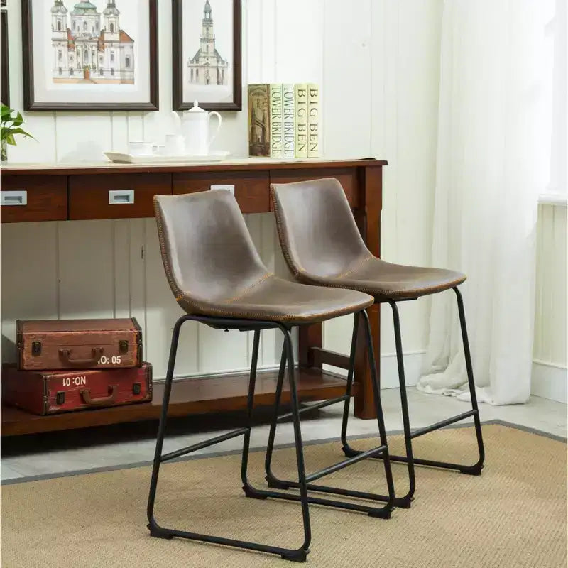 Sgabelli da Bar Roundhill Furniture Lotusville in Pelle PU Vintage, Marrone Antico, Set da 2