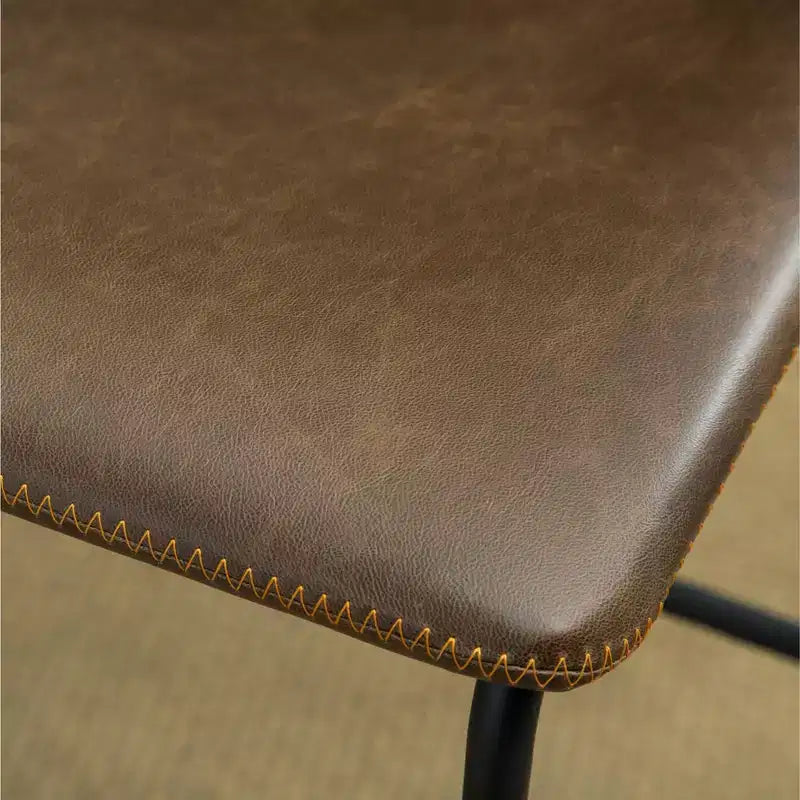 Sgabelli da Bar Roundhill Furniture Lotusville in Pelle PU Vintage, Marrone Antico, Set da 2
