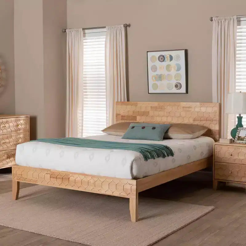 Baxton Studio Hosea Letto a Piattaforma Intagliato a Nido d'Ape Naturale
